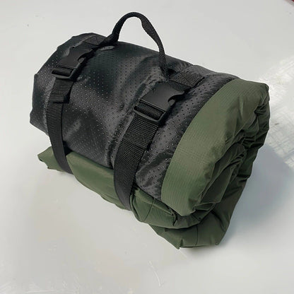 High-quality moisture-proof thick portable camping dog bed suitable for medium / large / small dogs - durable polyester outdoor mat with handle foldable design suitable for travel home and camping trips camping bed.BLUE